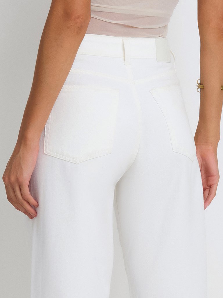 Calça Wide Leg Sarja com Nervura